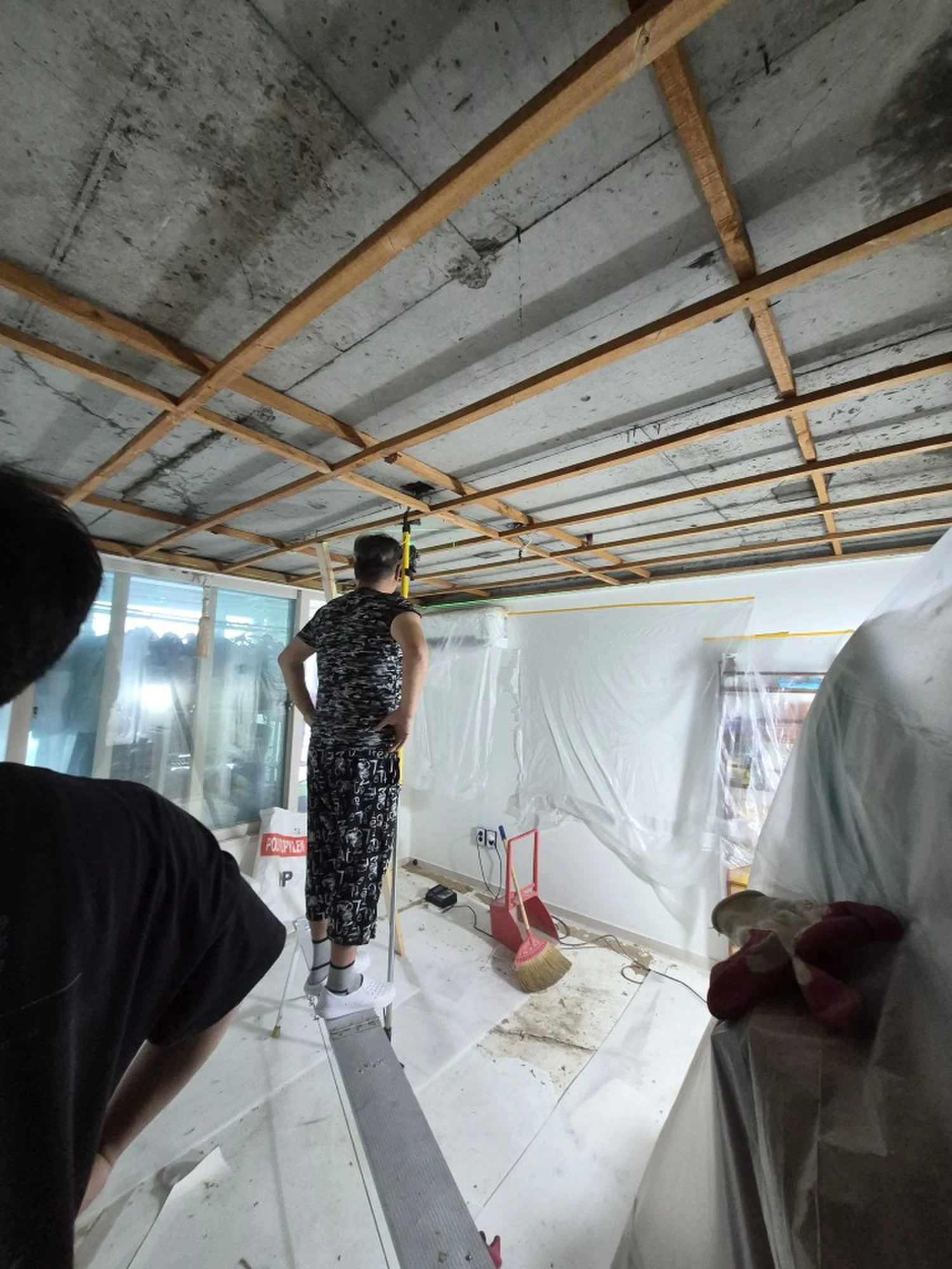 인천 서구 한국아파트 서구 한국아파트 벽지보수 시공 현장 사진